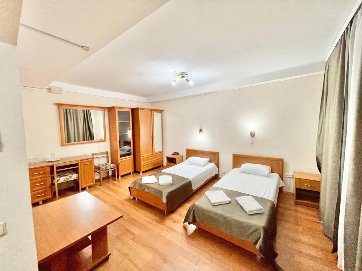 קייב Hotel 7F מראה חיצוני תמונה