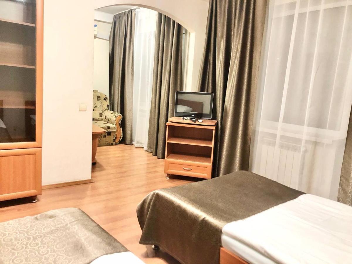 קייב Hotel 7F מראה חיצוני תמונה